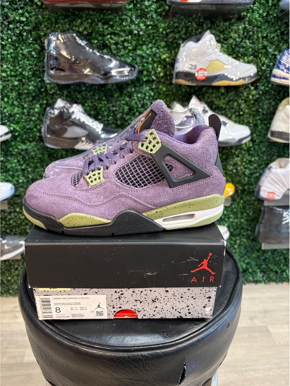 Women’s Air Jordan 4 Retro “Canyon Purple” W8 M6.5